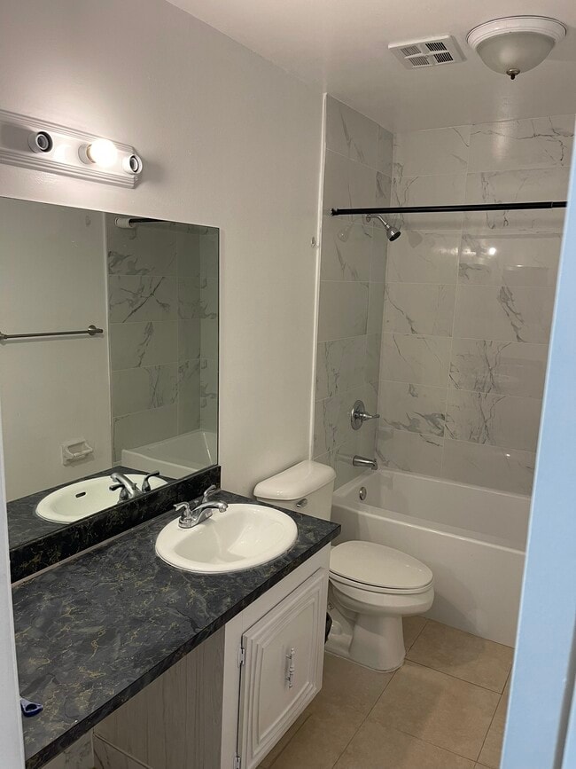 Photo - 5953 NW 25th Ct