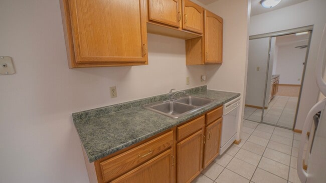 Photo - Park South Apartments