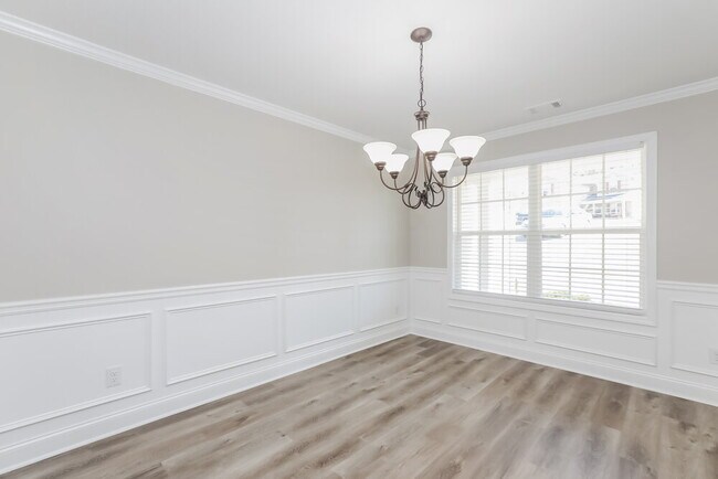 Photo - 1757 Maxey Ln