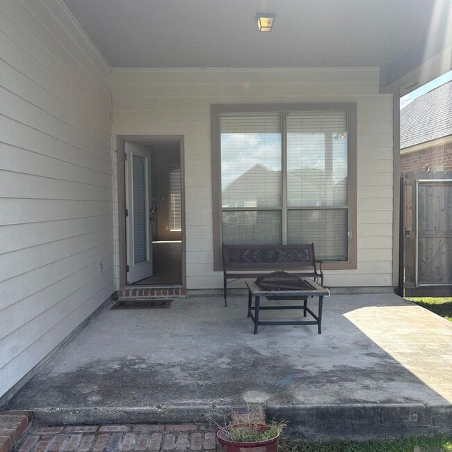 Photo - 2924 Nicholson Lake Dr