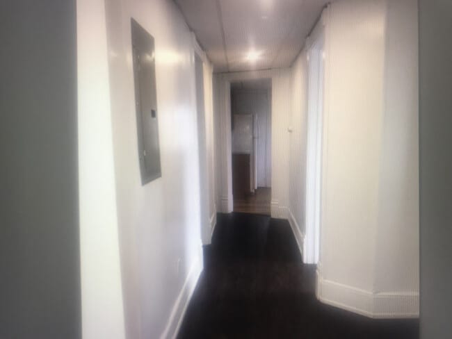 Photo - 52 Academy St Unidad Upstairs Apt