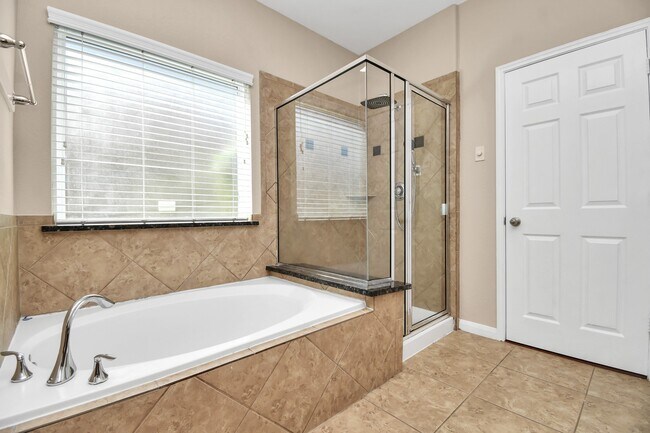 Photo - 6843 Bears Path Ln