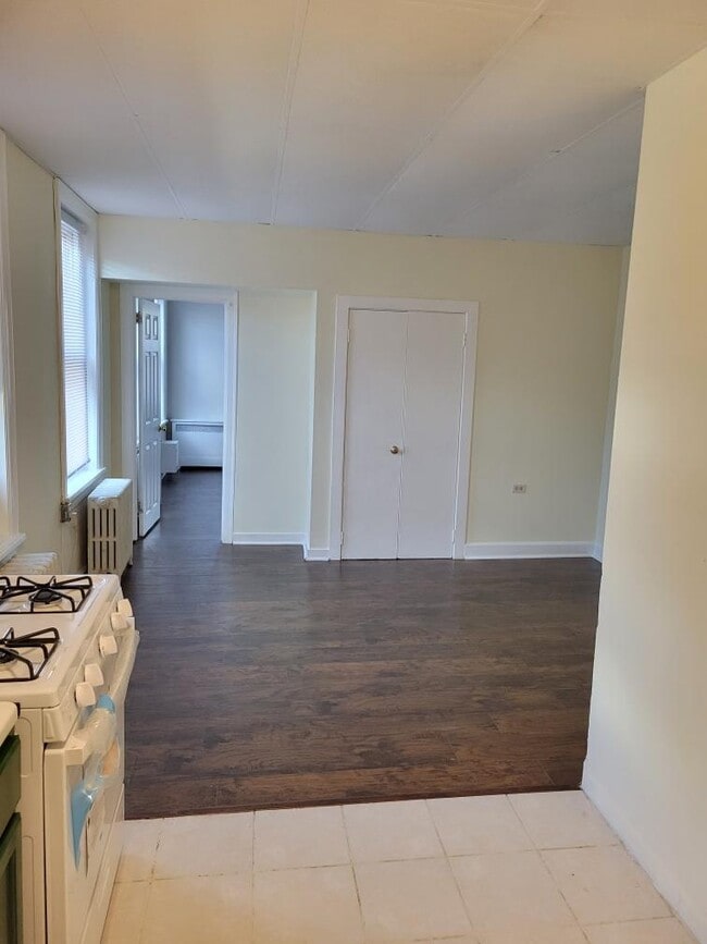 Living Room/Dining Room - 2035 E Allegheny Ave