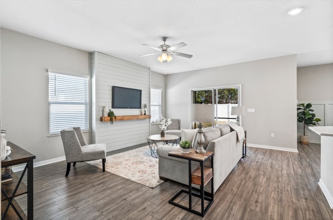 Photo - 145 Brybar Dr