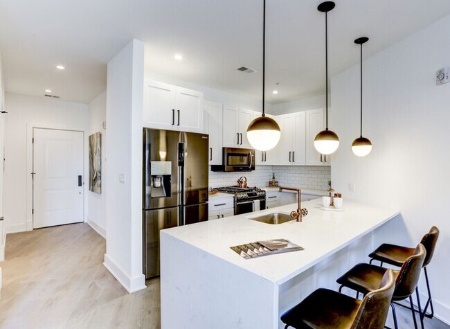 Photo - Constellation on H