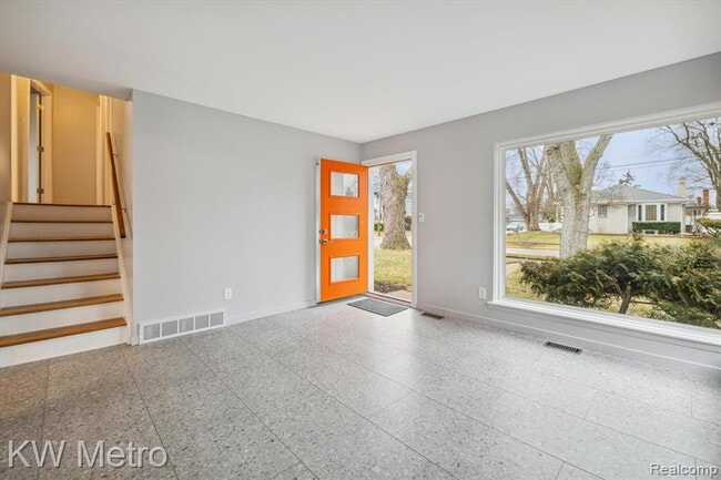 Photo - 202 Broadacre Ave