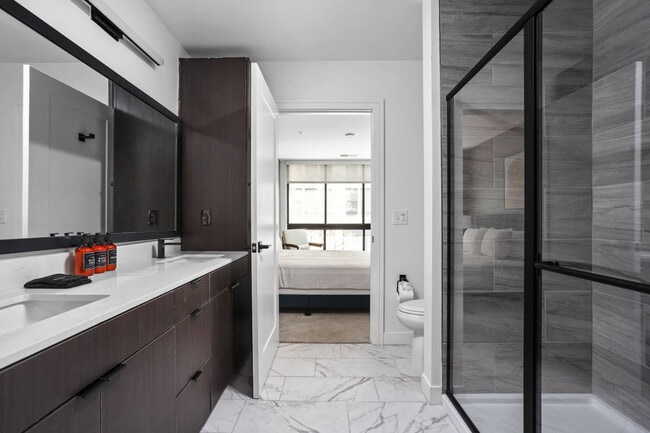 Photo - 421 N Pennsylvania St Unidad ID1312596P