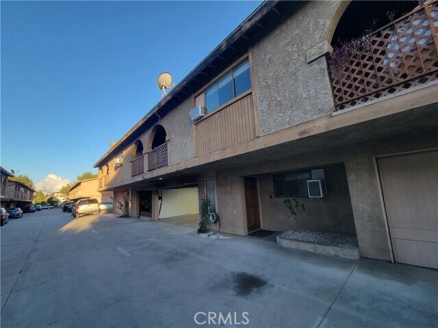 Photo - 15005 Indiana Ave