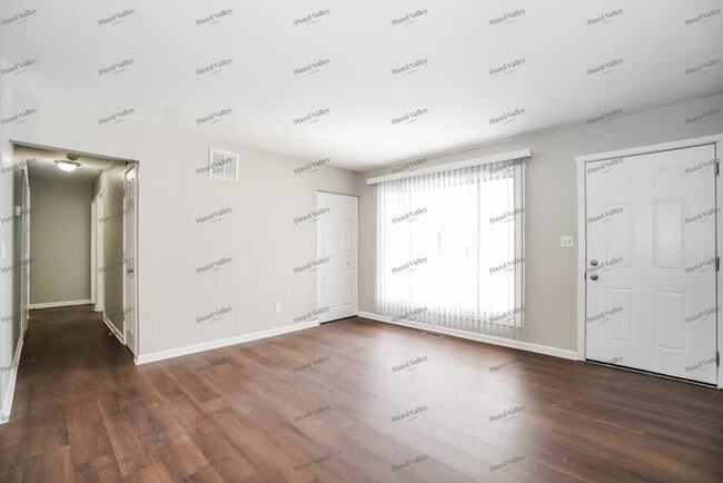 Photo - 1552 Northridge Rd