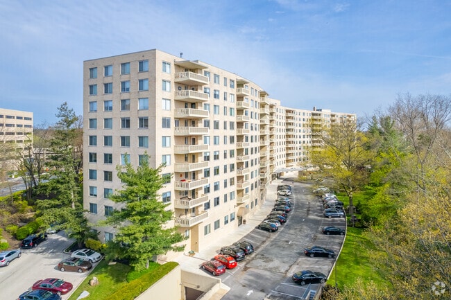 Photo - 191 Presidential Blvd Apartments