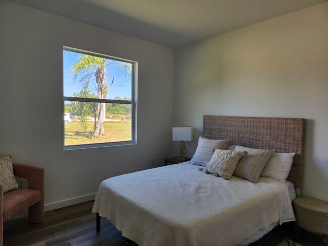 Photo - 716-718 Gilbert Ave S Unit 716 Gilbert Ave S