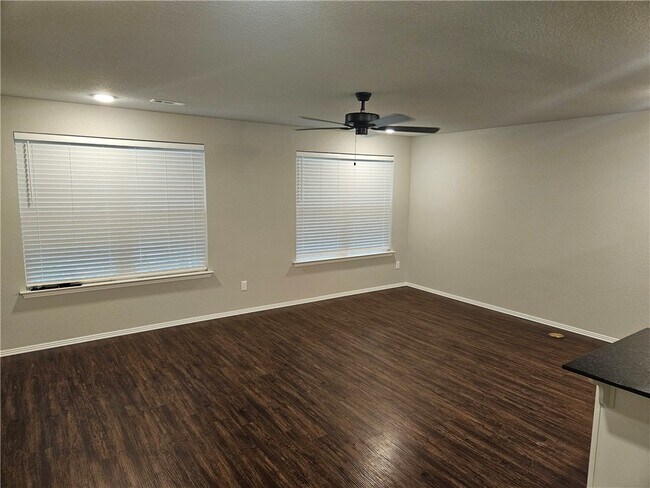 Photo - 2489 N Brophy Ave
