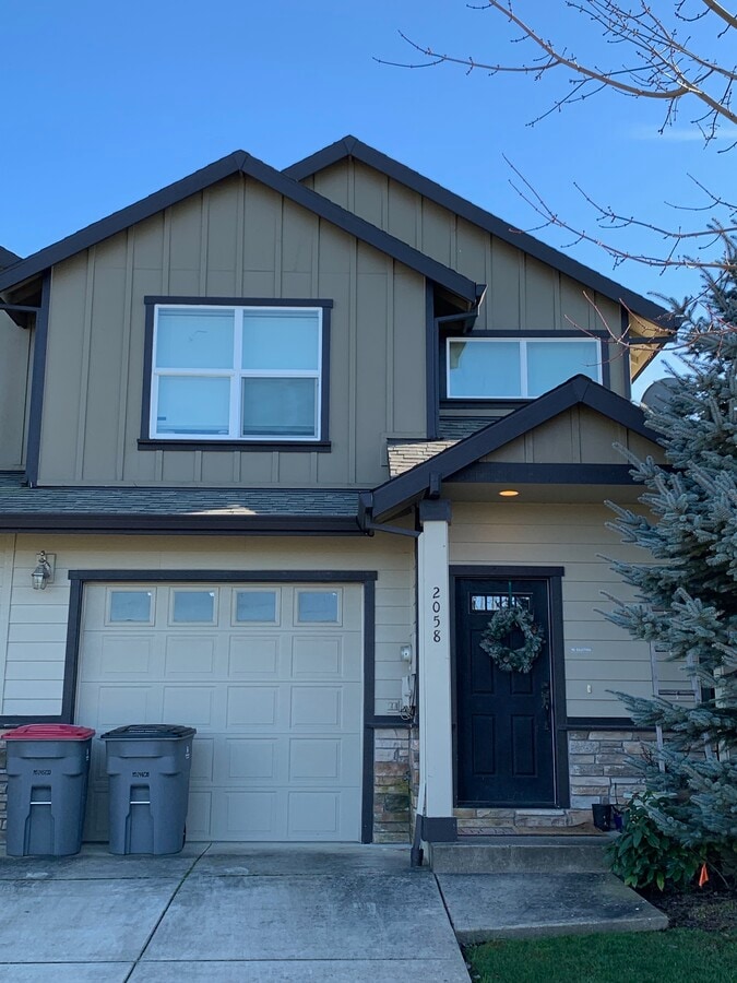 Photo - 2062 NW Kale Way