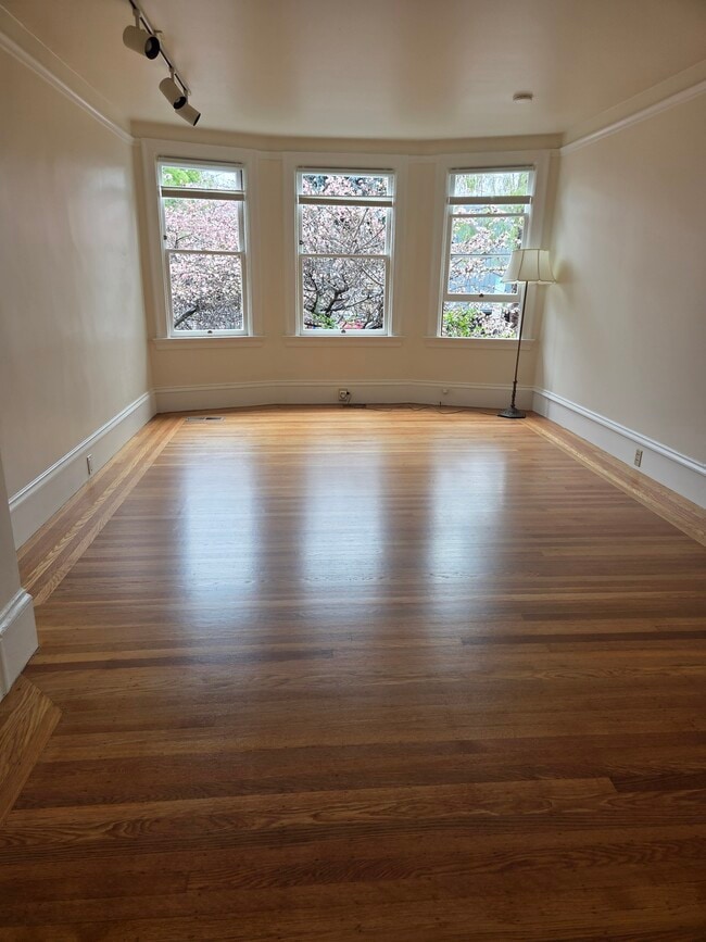 Photo - 1815 Francisco St