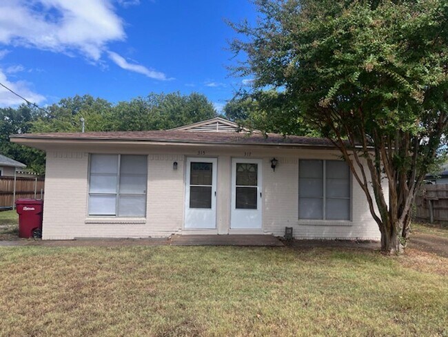 315/317 S. Loving Ave. - 315/317 S. Loving Ave. Unit 315