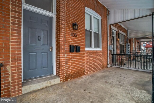 Photo - 435 N 32nd St Unit 1