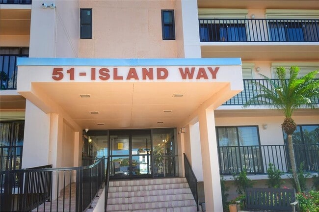 Photo - 690 Island Way Unit 208