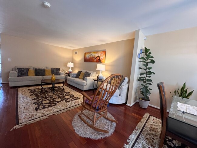 Photo - 1390 Mohr Cir