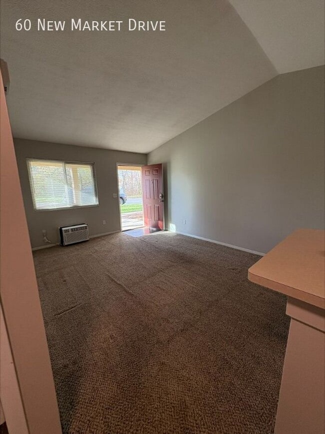 Photo - 60 New Market Dr