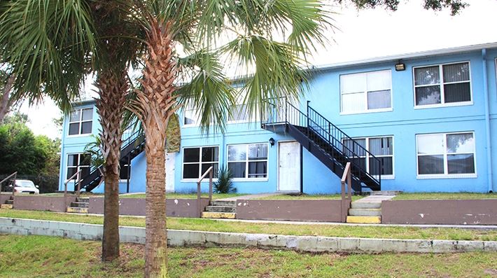 Woodlawn Terrace Apartments - Woodlawn Terrace Apartments