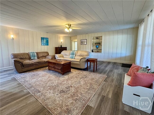 Photo - 233 Quacco Rd