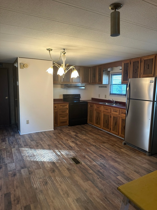 Building Photo - 833 Lovell Rd Rental