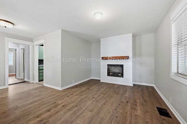 Photo - 920 S Lee Ave