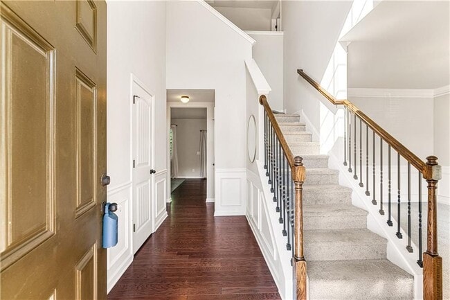 Photo - 655 Westmoreland Ln NE