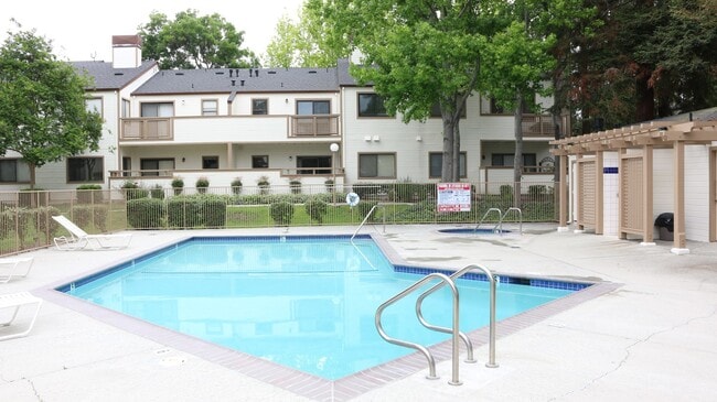 Photo - 2 bedroom 2 bath Condo in great neighborhood $3650