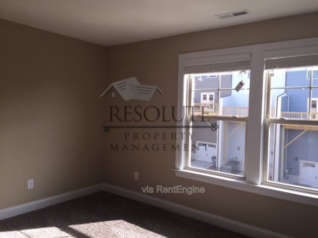 Photo - 568 Village Loop Dr