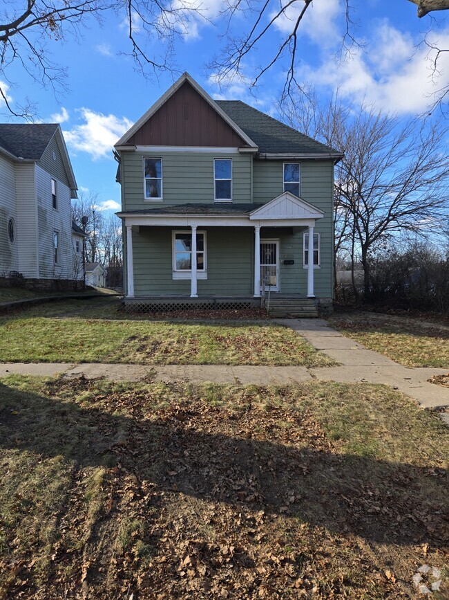 Building Photo - 1709 S Main St Rental