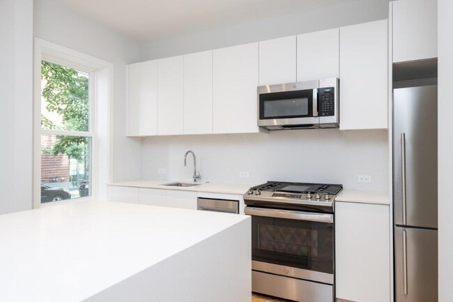 Building Photo - 29 Wigglesworth St Unit 8 Rental