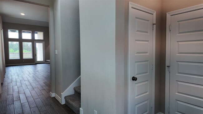 Photo - 360 Mallorn Ln