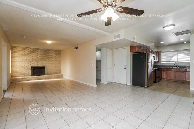 Photo - 9811 N 40th Dr