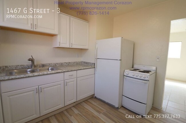 Photo - 1467 G St Unit 3