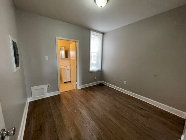 Photo - 1309 W Allegheny Ave Unidad 2F