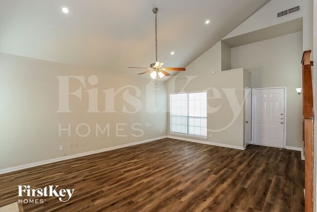 Photo - 2416 Sutton Dr