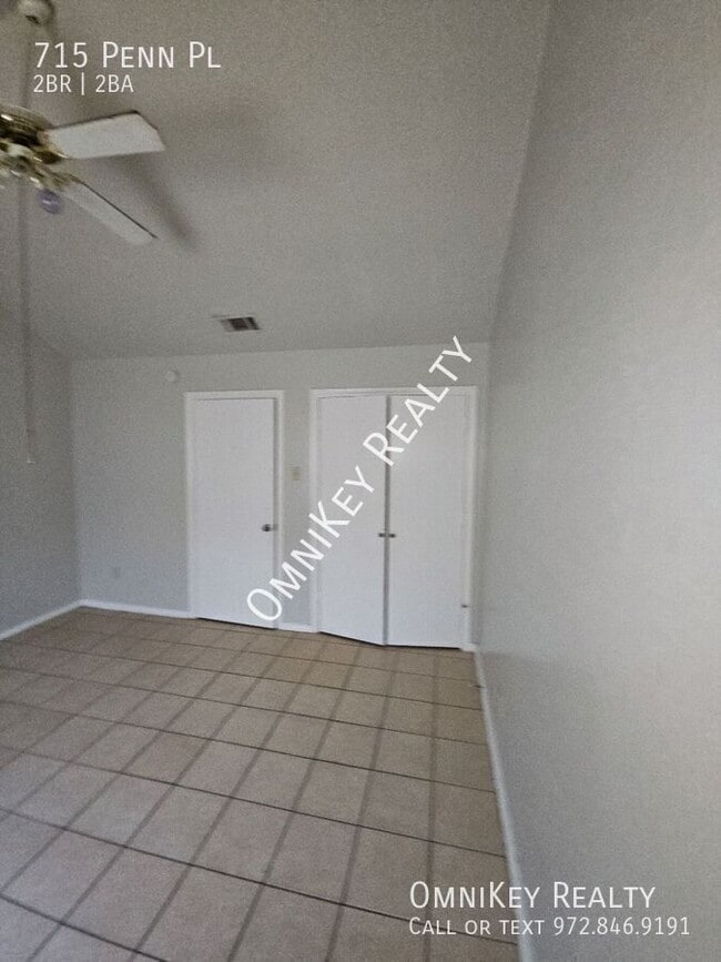 Photo - 715 Penn Pl