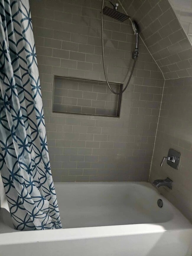 Photo - 24 N 18th St Apartamentos Unidad #3