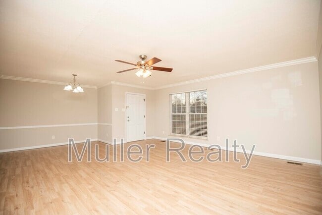 Photo - 11719 S Williamsburg Dr