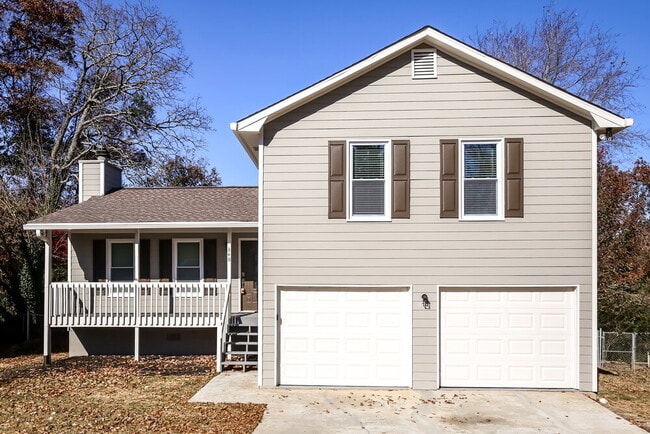 Building Photo - 340 Wayside Dr Rental