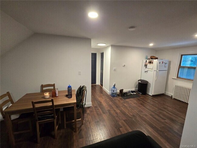 Photo - 65 Center St