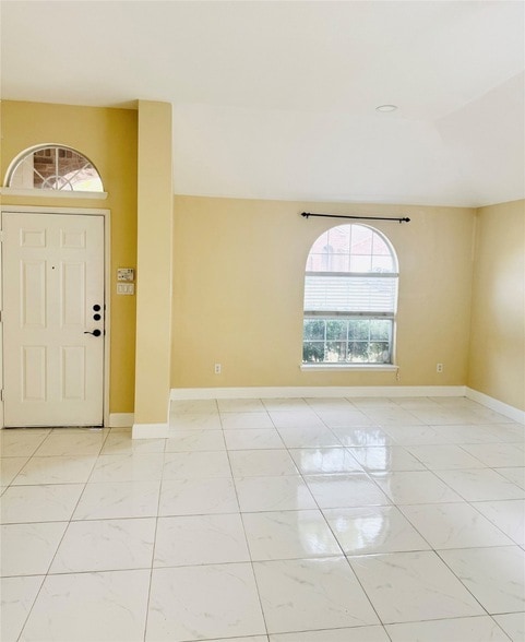 Photo - 1111 Mount Olive Ln