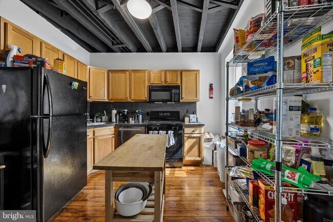 Photo - 115 Green Ln Unit 2