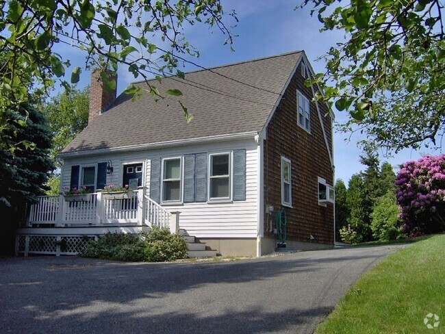 Building Photo - 1 Dexter Ave Rental