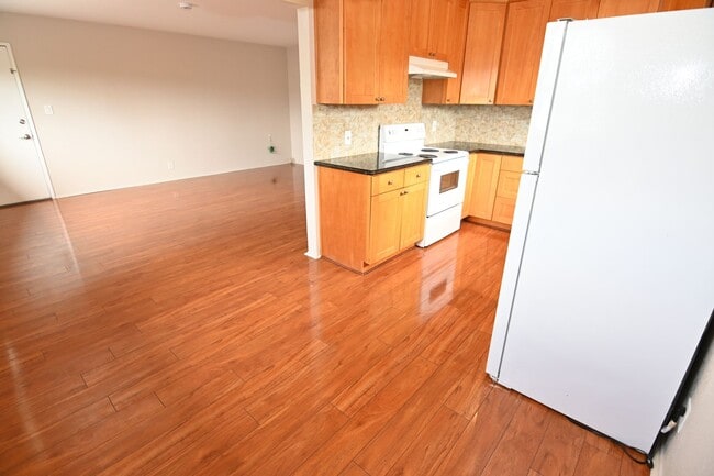 Photo - 1688 De Rose Way Unit 4
