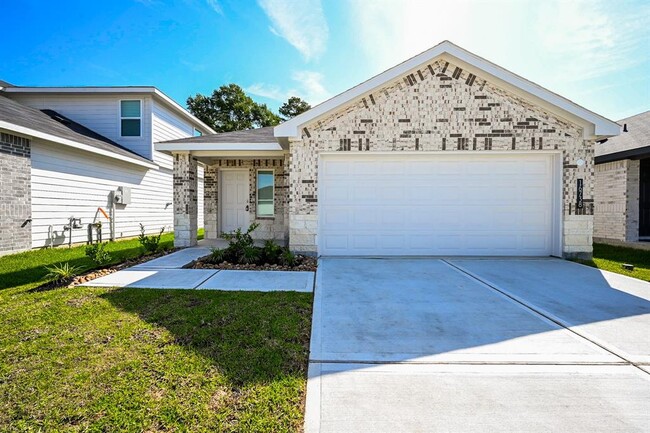 Photo - 16738 Paintbrush Holw Ln Casa