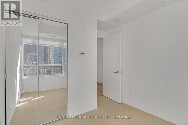Photo - 88 Scott St Unit 1211