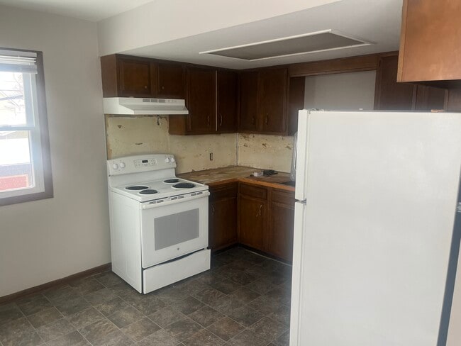 Photo - 91 E 19th St Unit 4