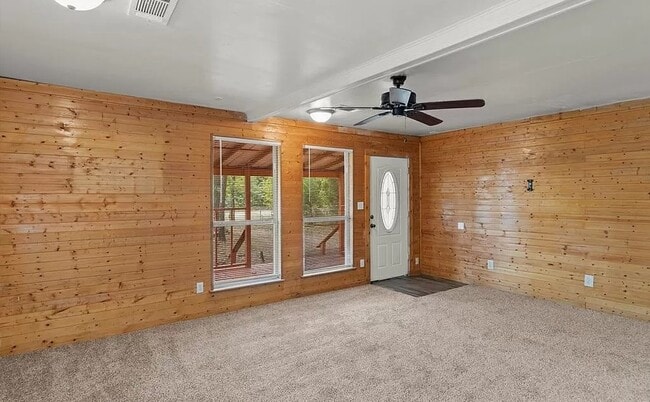 Photo - 358 W Quanah Rd